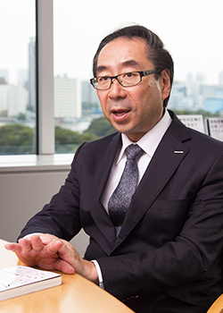 三浦 健太郎 氏
